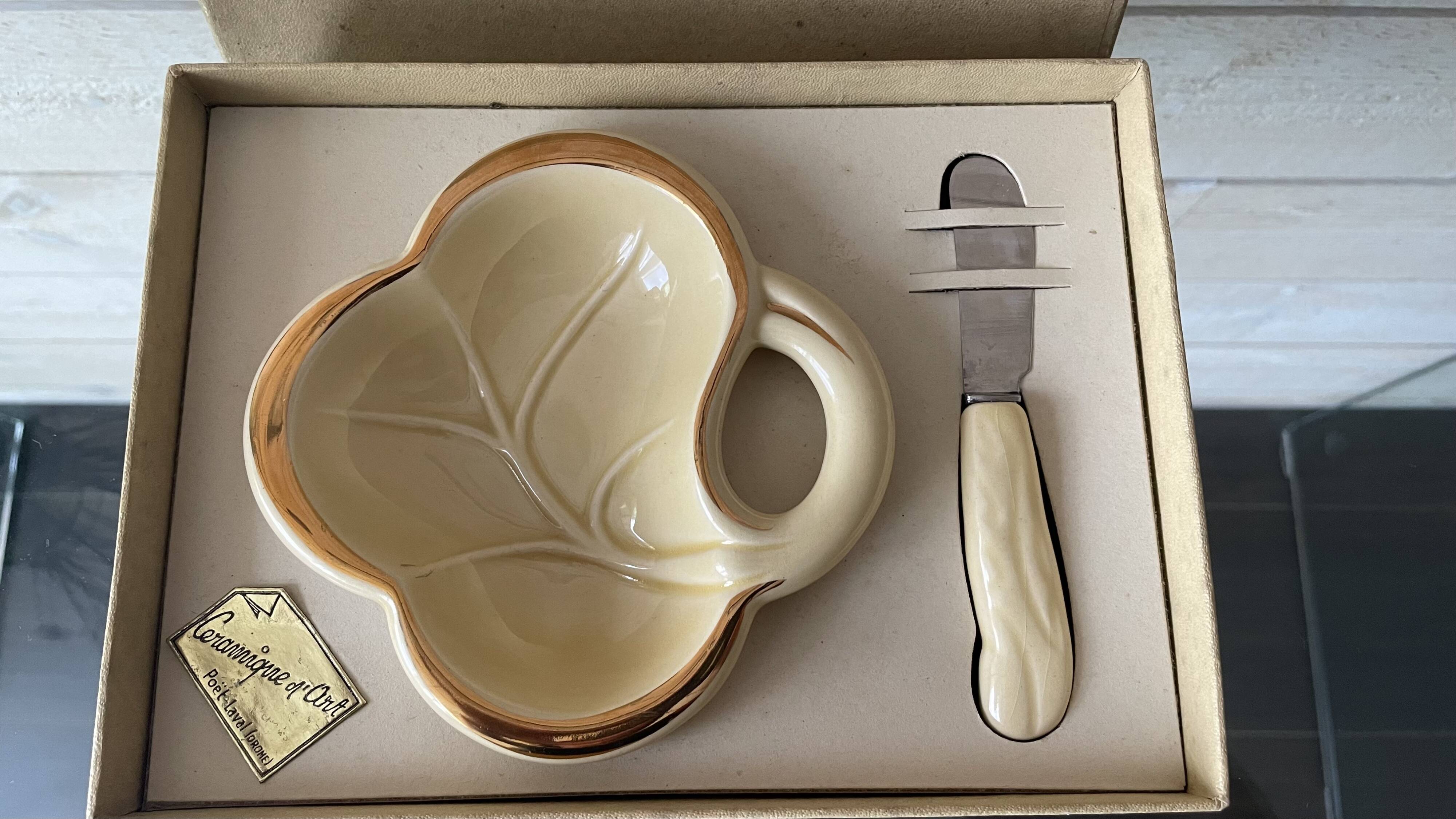 Butter dish and ceramic knife Poet Laval vintage 60s