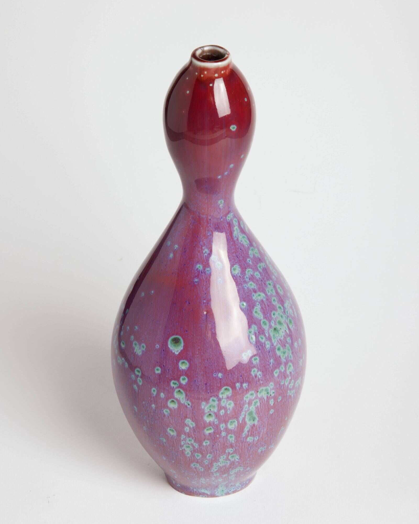 Porcelain vase with peacock glaze by Matsuyama Gaei, first generation.