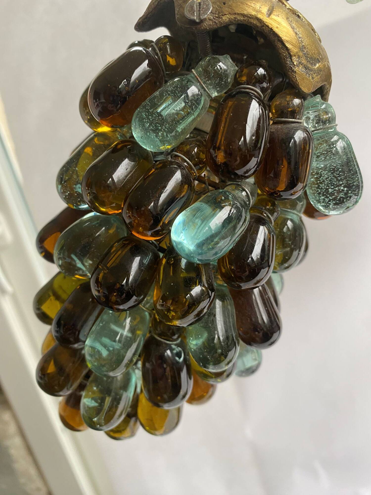 Large grape cluster lamp, Murano glass, 1950.