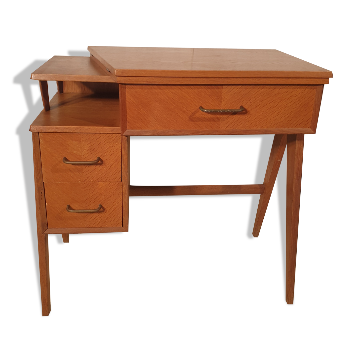 Furniture sewing machine