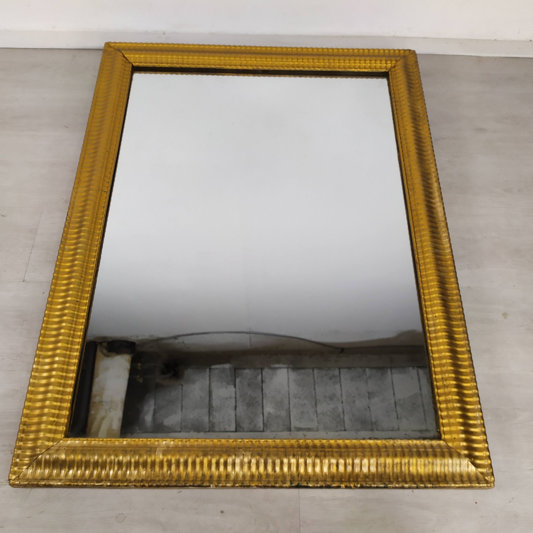 Miroir doré
