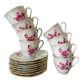 Tasses en porcelaine fleuries