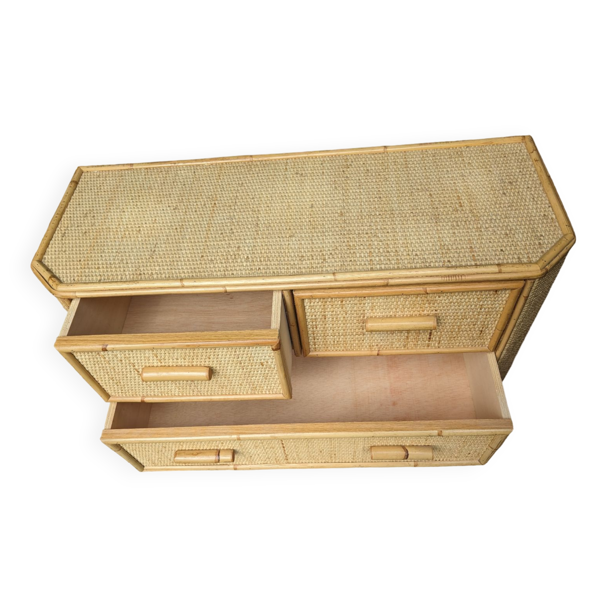 Rattan chest of drawers