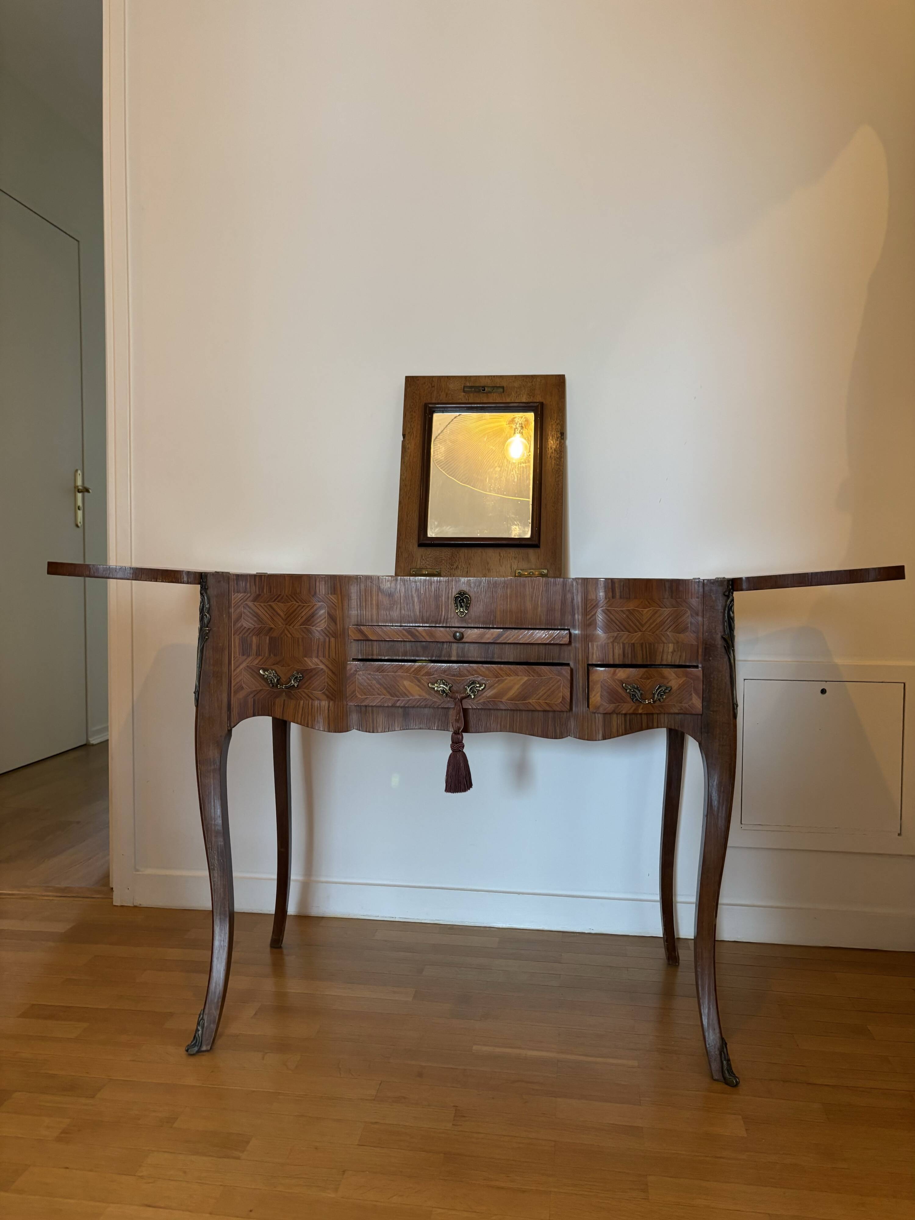 Antique dressing table with folding mirror – Louis XV style