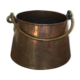 Old copper pot cache