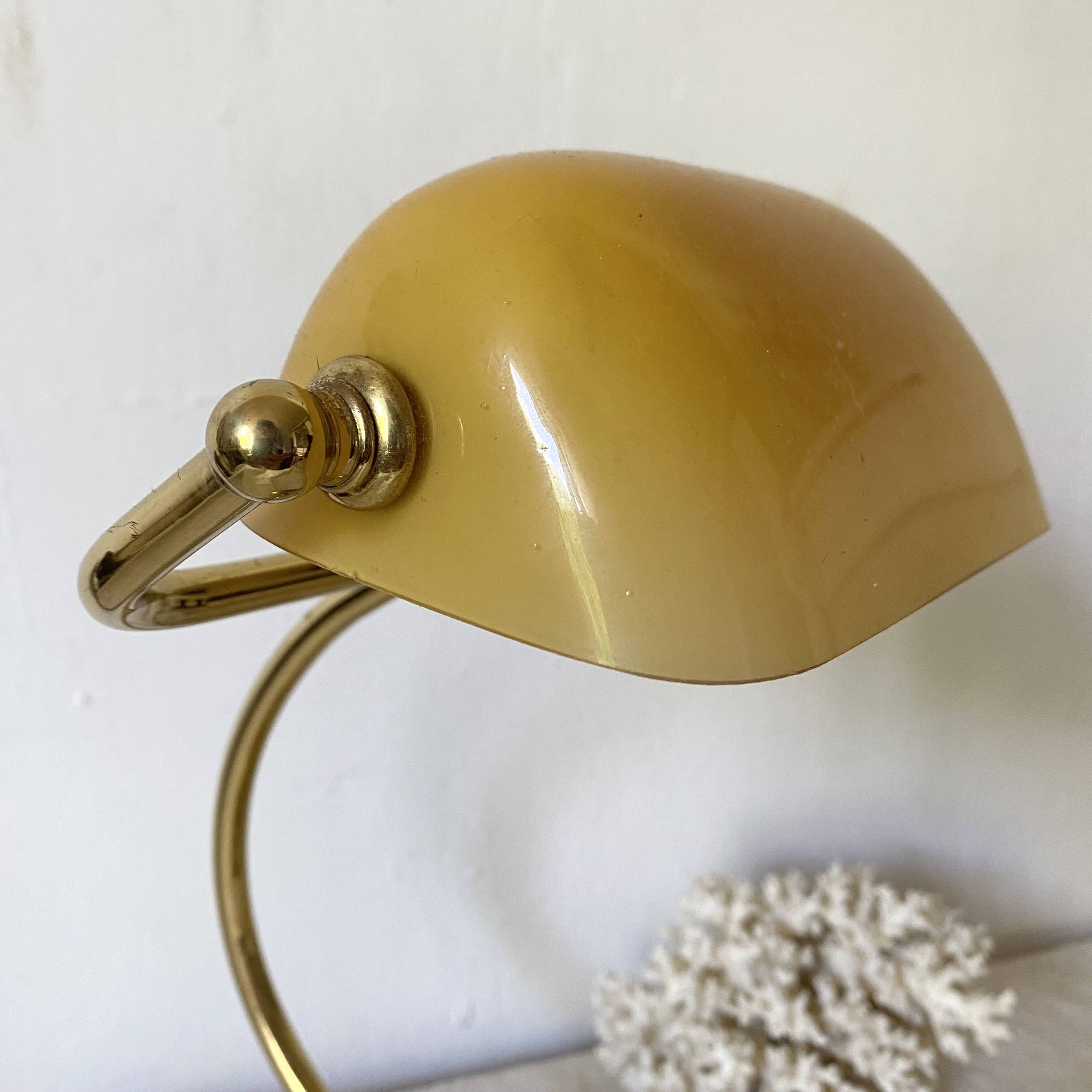 Notary, banker, sealine marine decor desk lamp