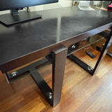 Laminate wood desk
