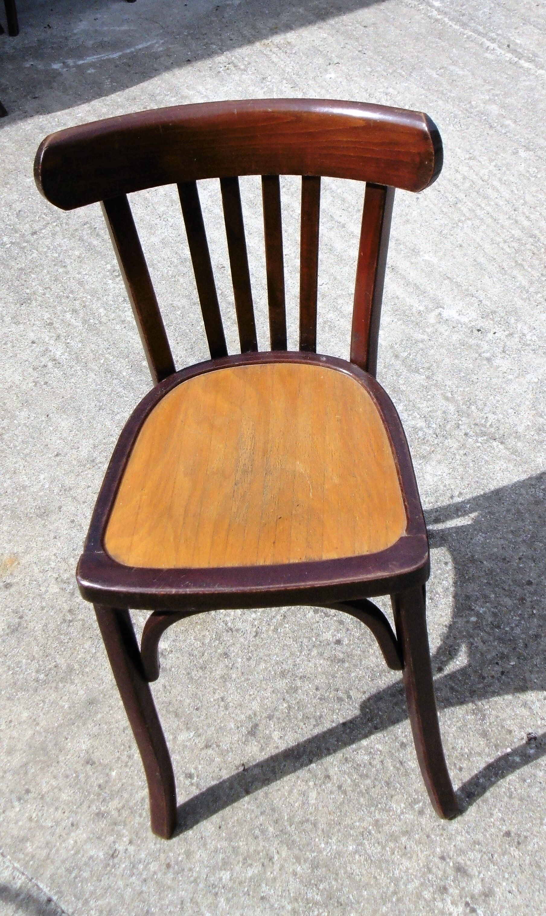 Set of 24 Luterma bistro chairs