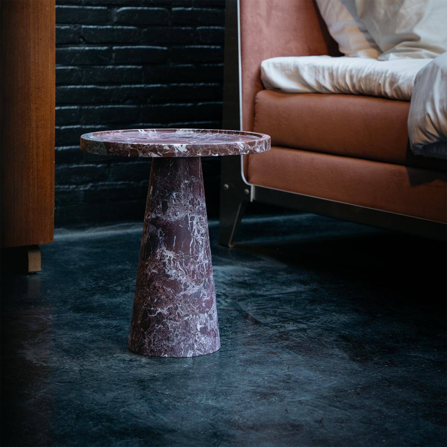 Side table in Rosso Levanto marble