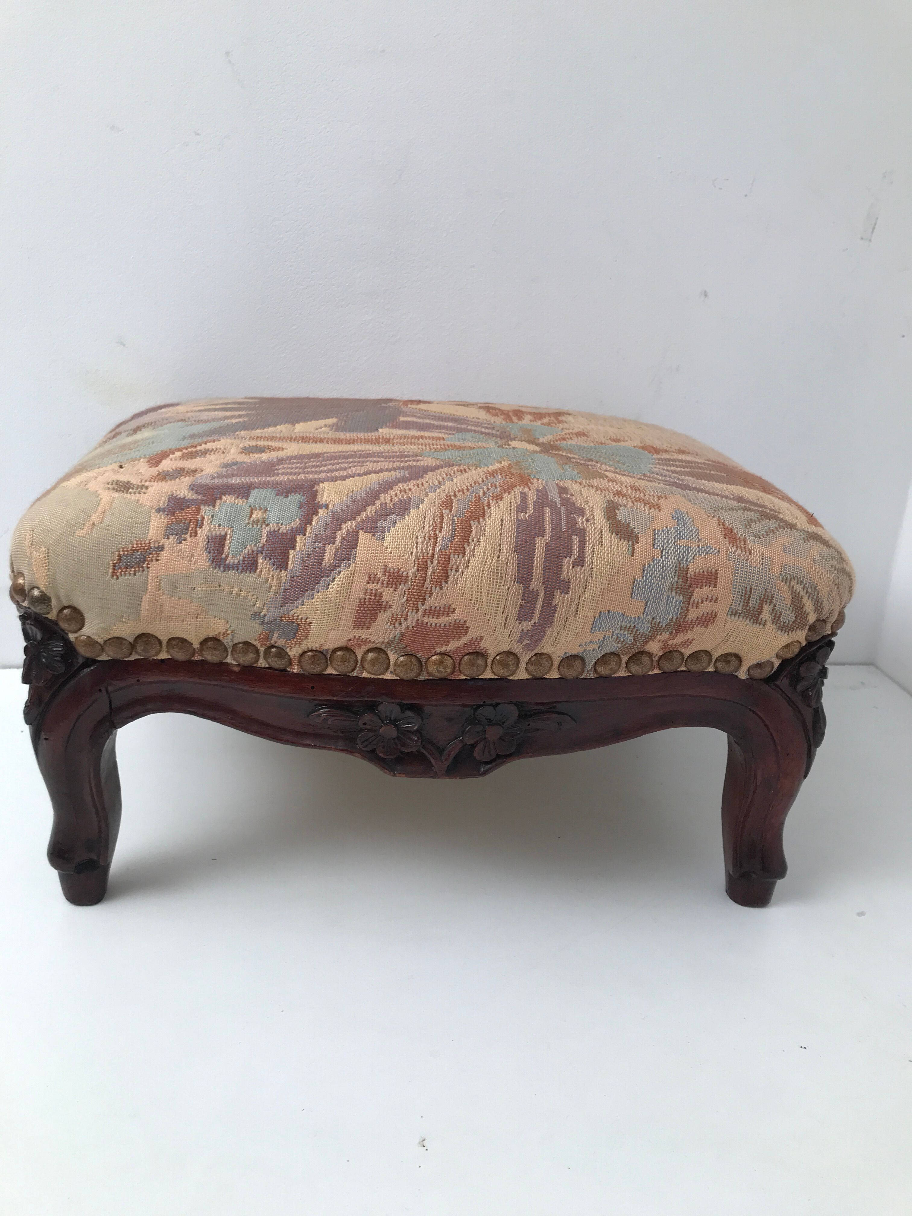 Footrest in vintage upholstered wood Louis IV style