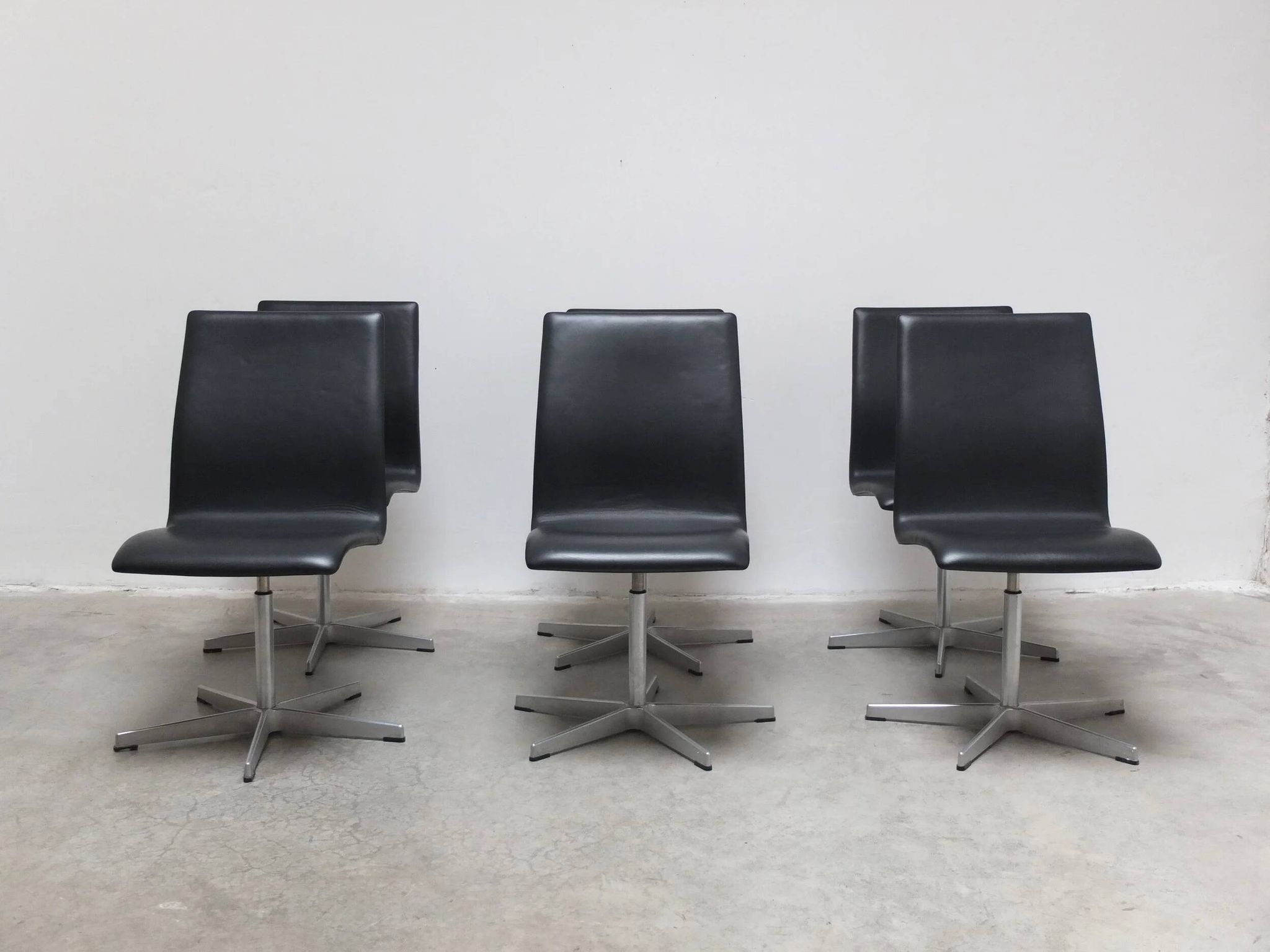 Set of 6 'Oxford' swivel chairs by Arne Jacobsen for Fritz Hansen, 1965