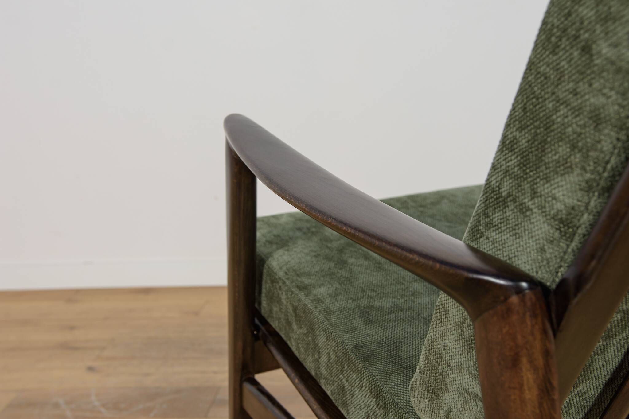 Model 300-139 Armchair from Swarzędz Furniture Factory, 1960s