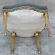 Chaise dorée