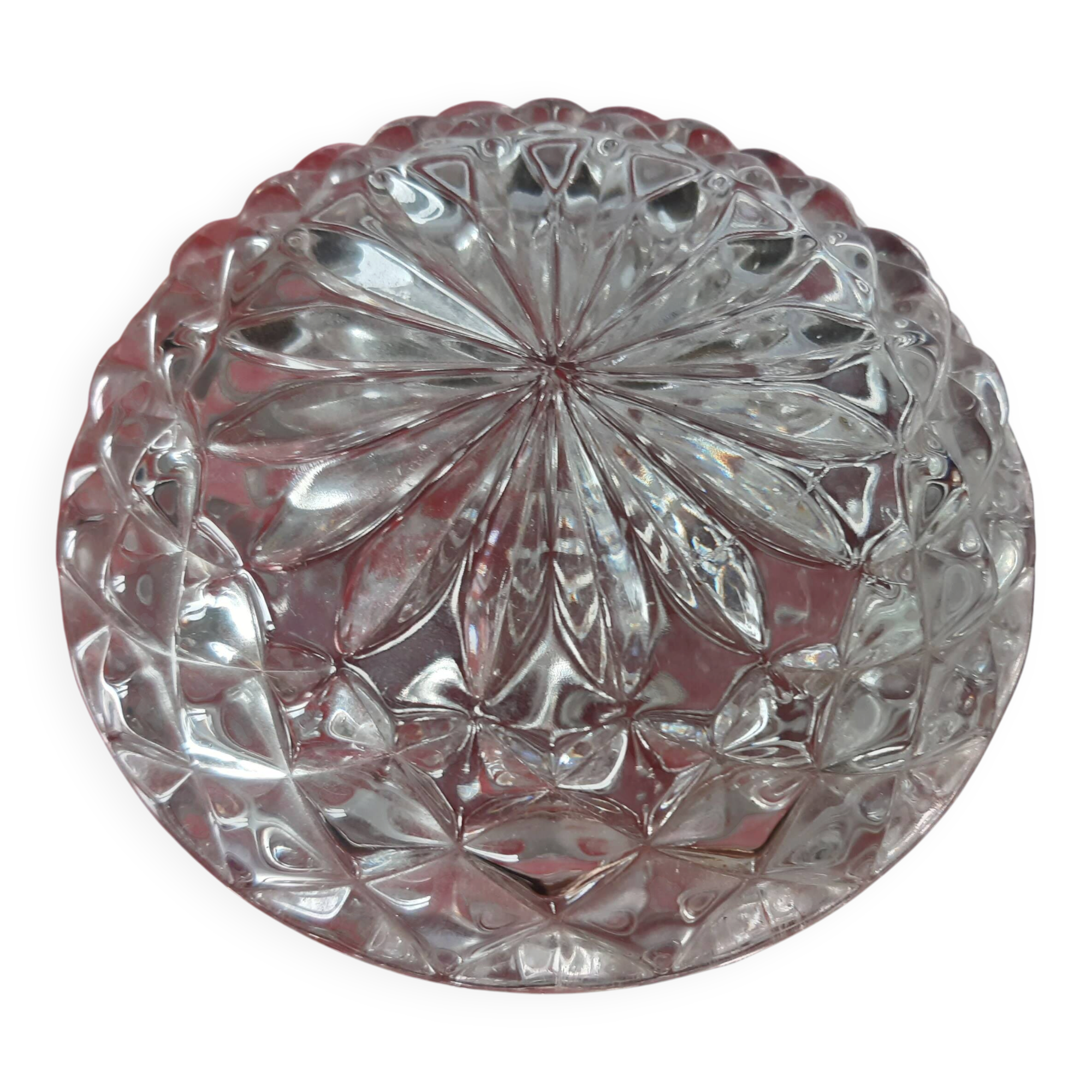 Bonbonnière, cut glass trinket dish.
