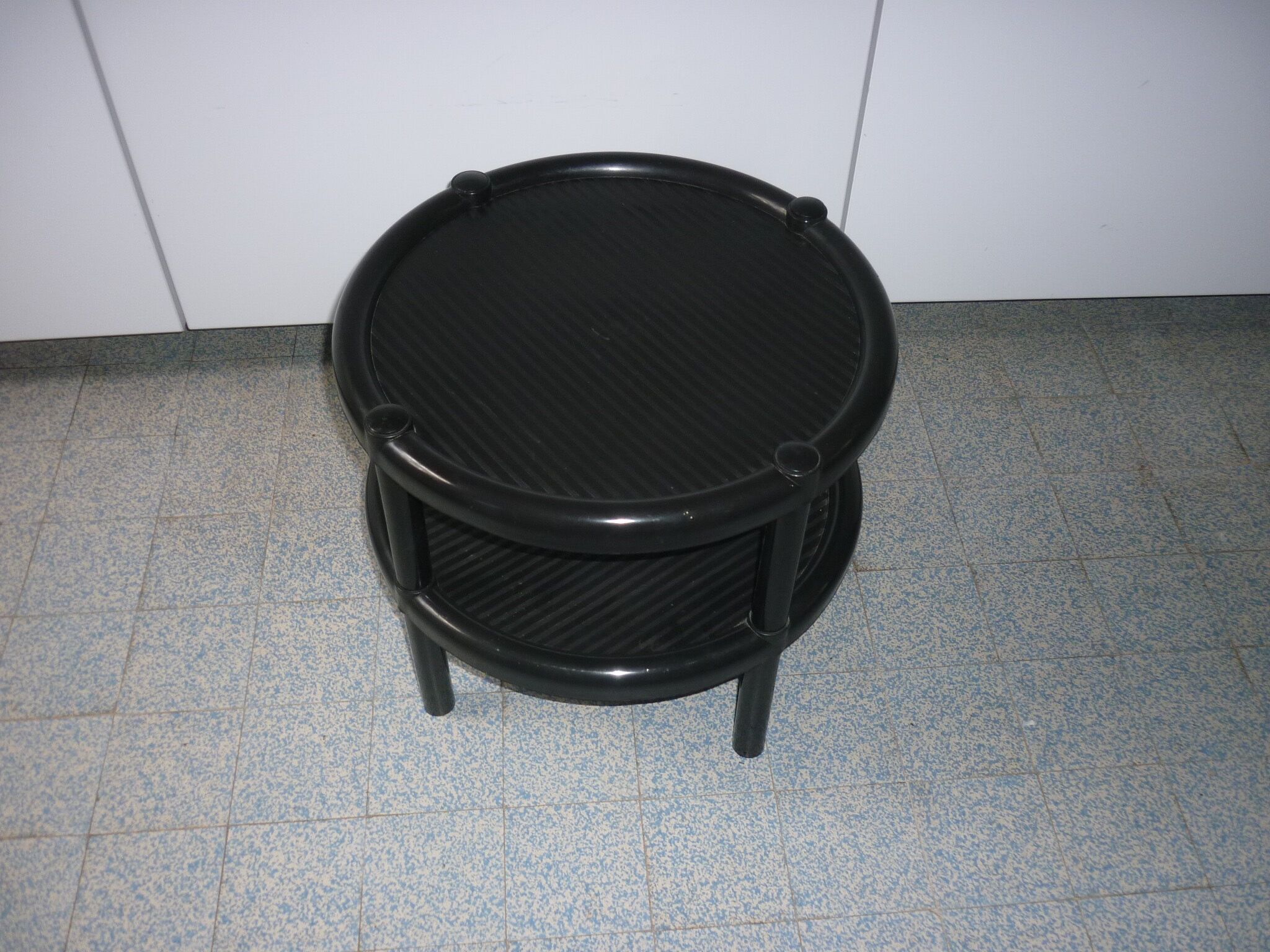Table noire avec 2 plateaux, 1970