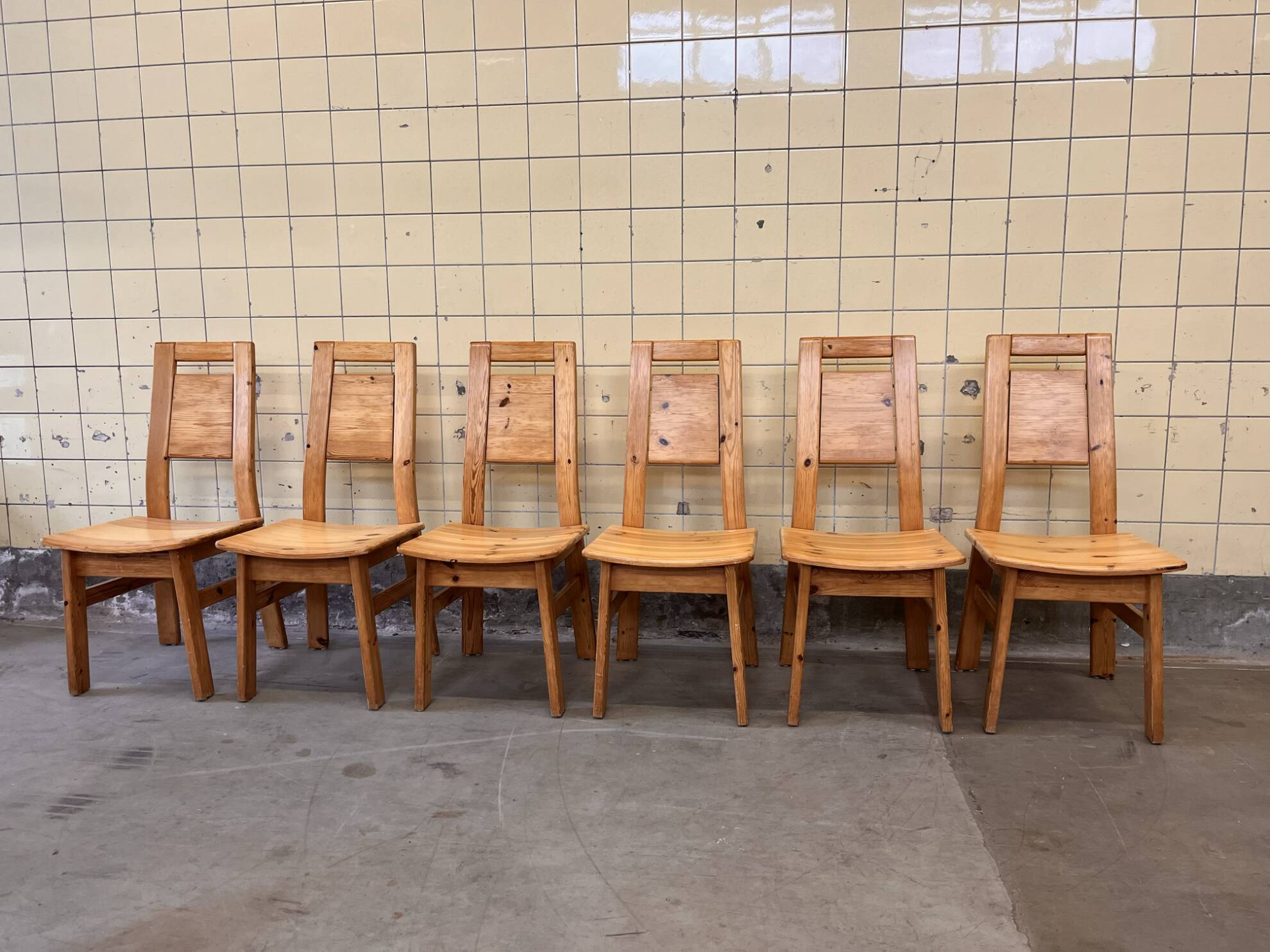 Set of six vintage pine chairs by Tapiovaara