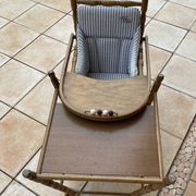 Chaise haute pour enfant