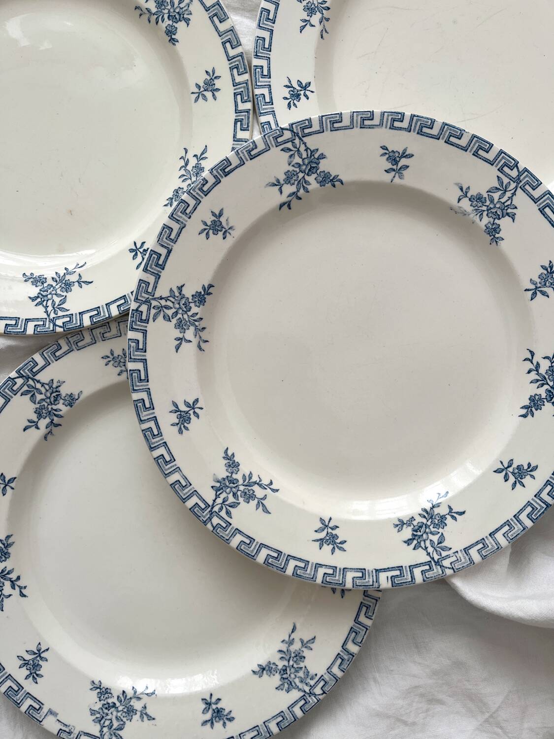 4 assiettes plates en terre de fer « Athènes » Clairefontaine