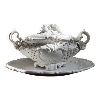 Large antique Italian soup tureen from Val del Brenta with tray – ceramic