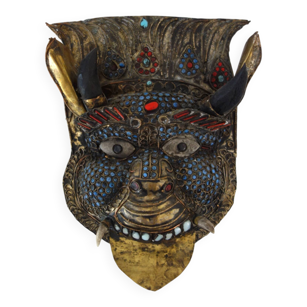 Masque rituel vintage en laiton repoussé Népal/Tibet — Beyit