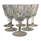 6 stemmed wine glasses in clear glass