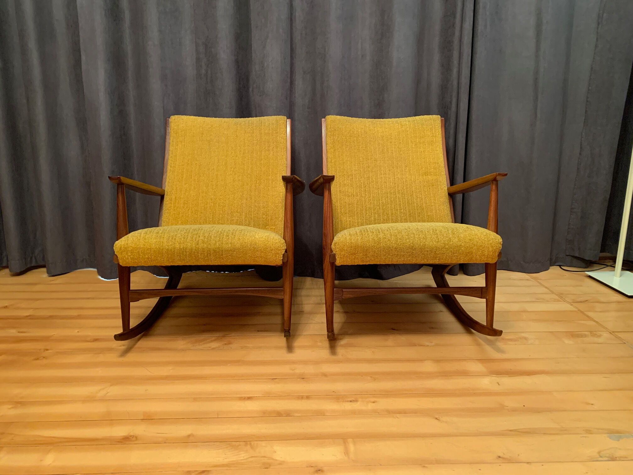 Pair of rocking chairs, designed by Georg Jensen, Kubus Møbler, Denmark, 1950s