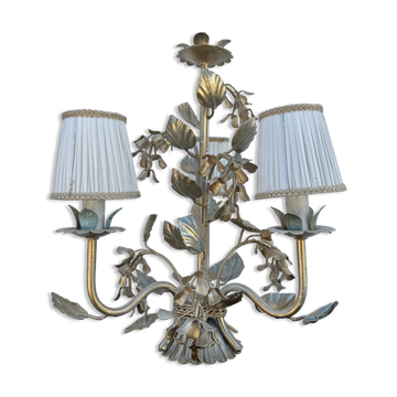 Florentine lamp with foliage from the 1970s.