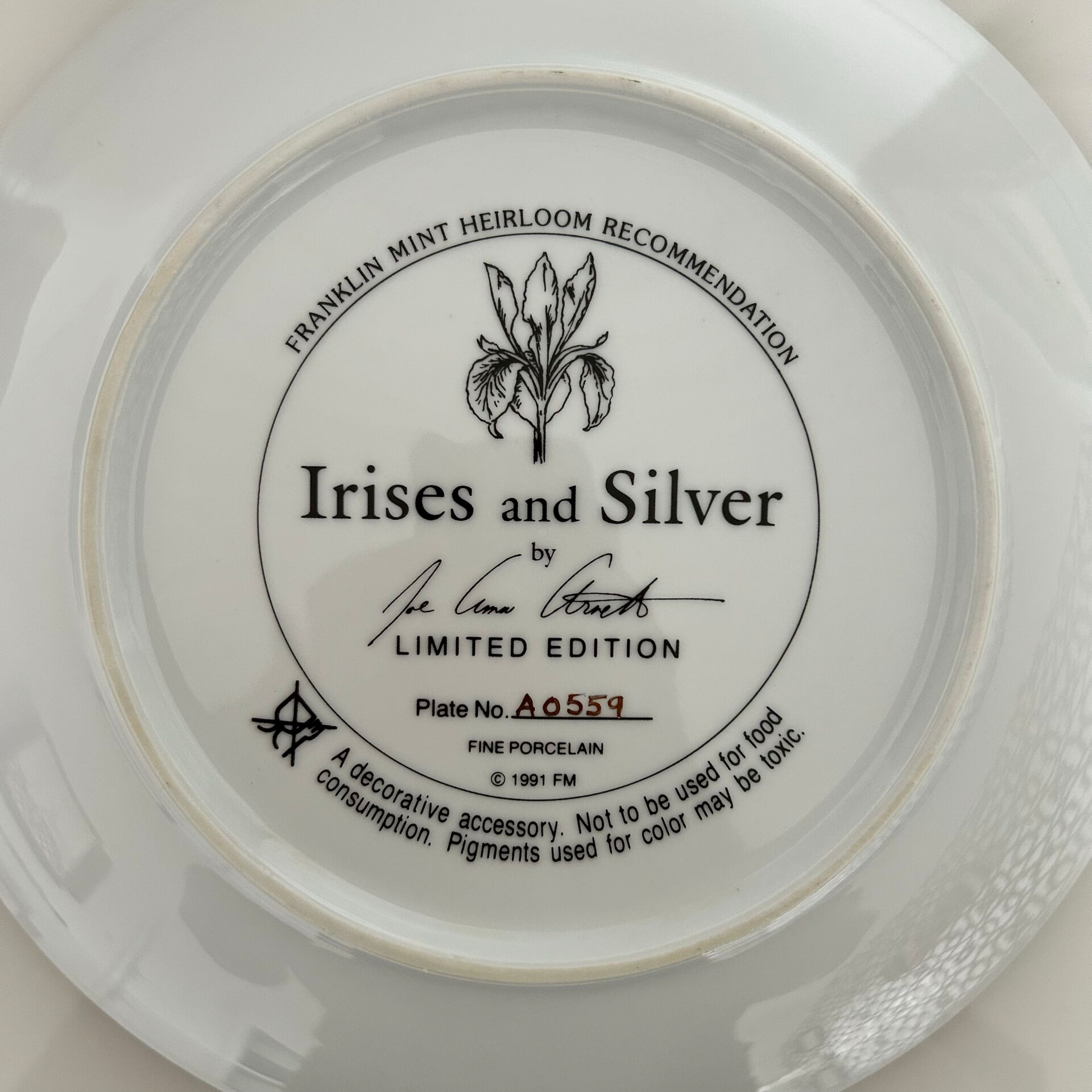 Assiette de collection anglaise signée et numérotée