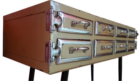 Dentist serving 1950