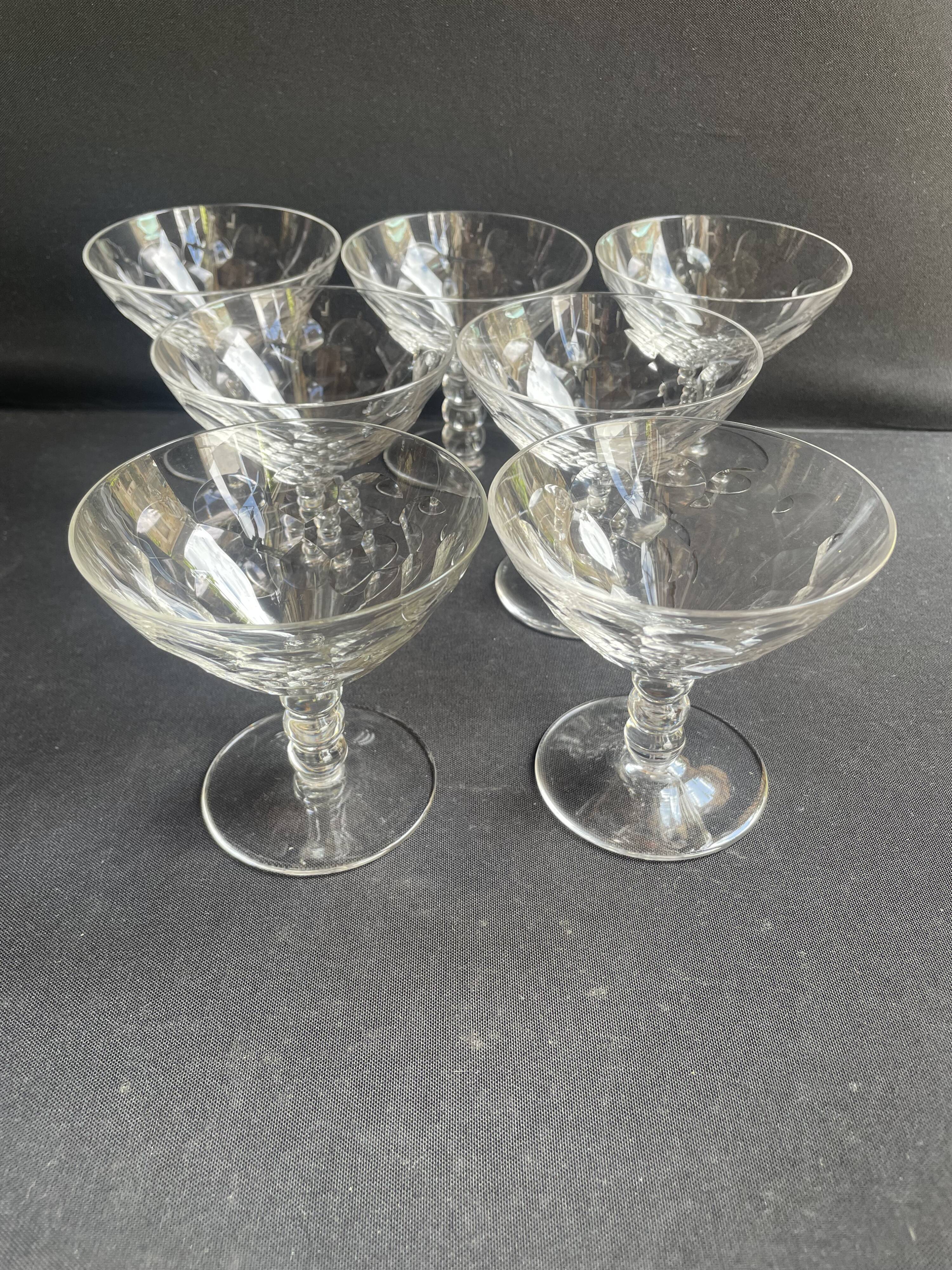 7 Baccarat Saint Hélier champagne glasses