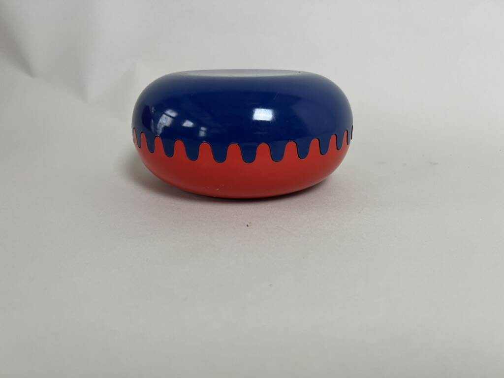 "Clam" ashtray box by Alan Fletcher for Mebel, vintage 1970s.