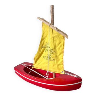 Tirot 202 basin sailboat, vintage toy.