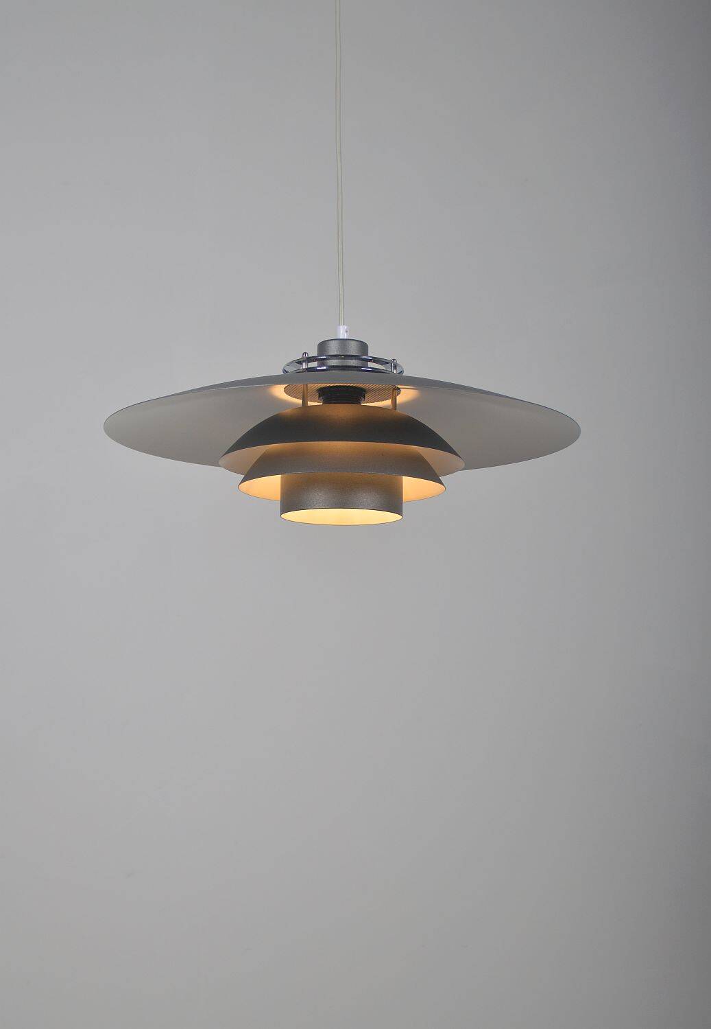 Lampe à suspension danoise modèle De-Lux de Design Light, 1980