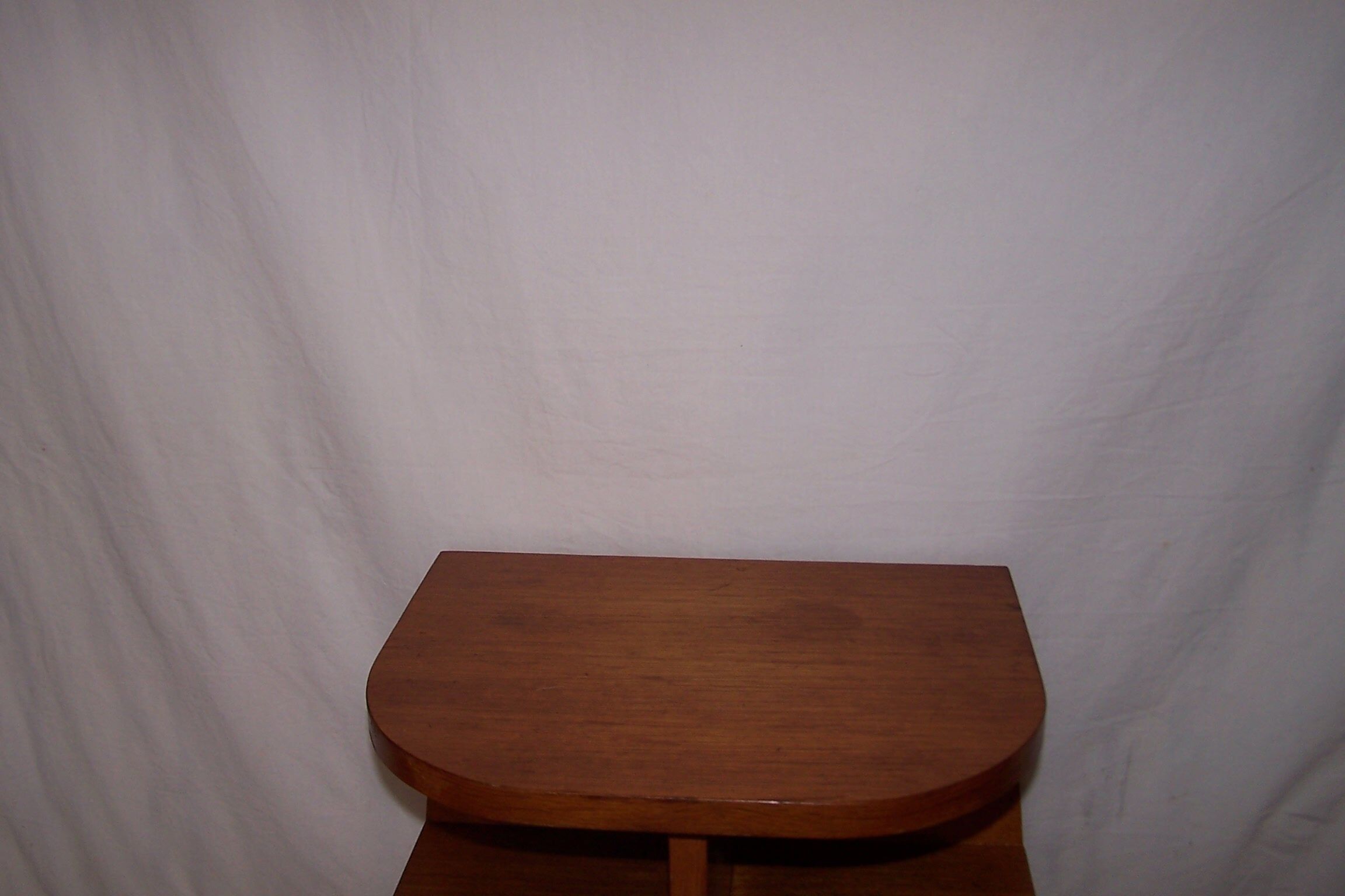 Tripod bedside table - 50s