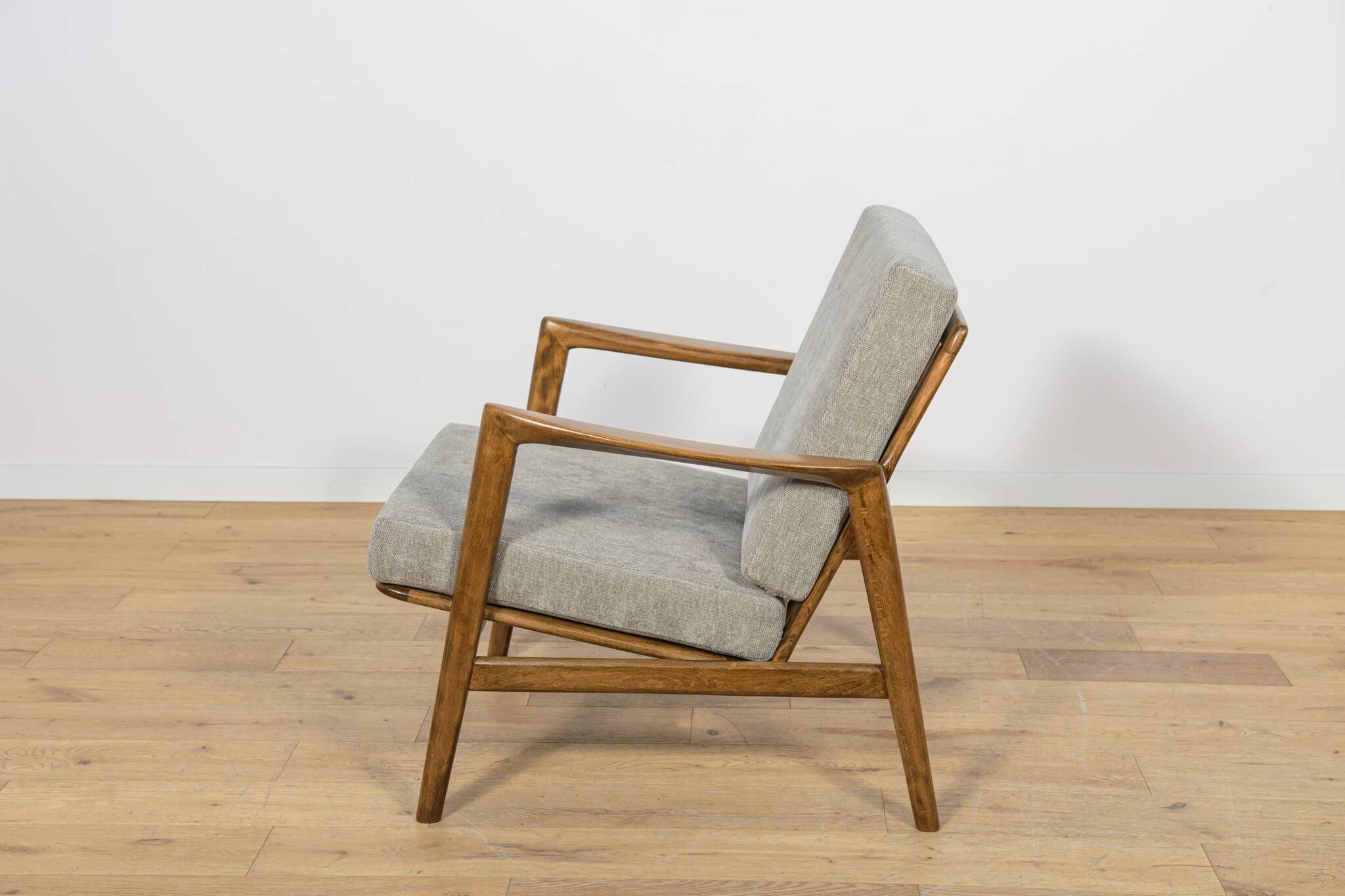Mid-Century Model 300-139 Armchairs from Swarzędzka Factory, Poland, 1960s.
