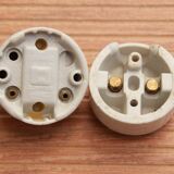 Set switch and porcelain socket