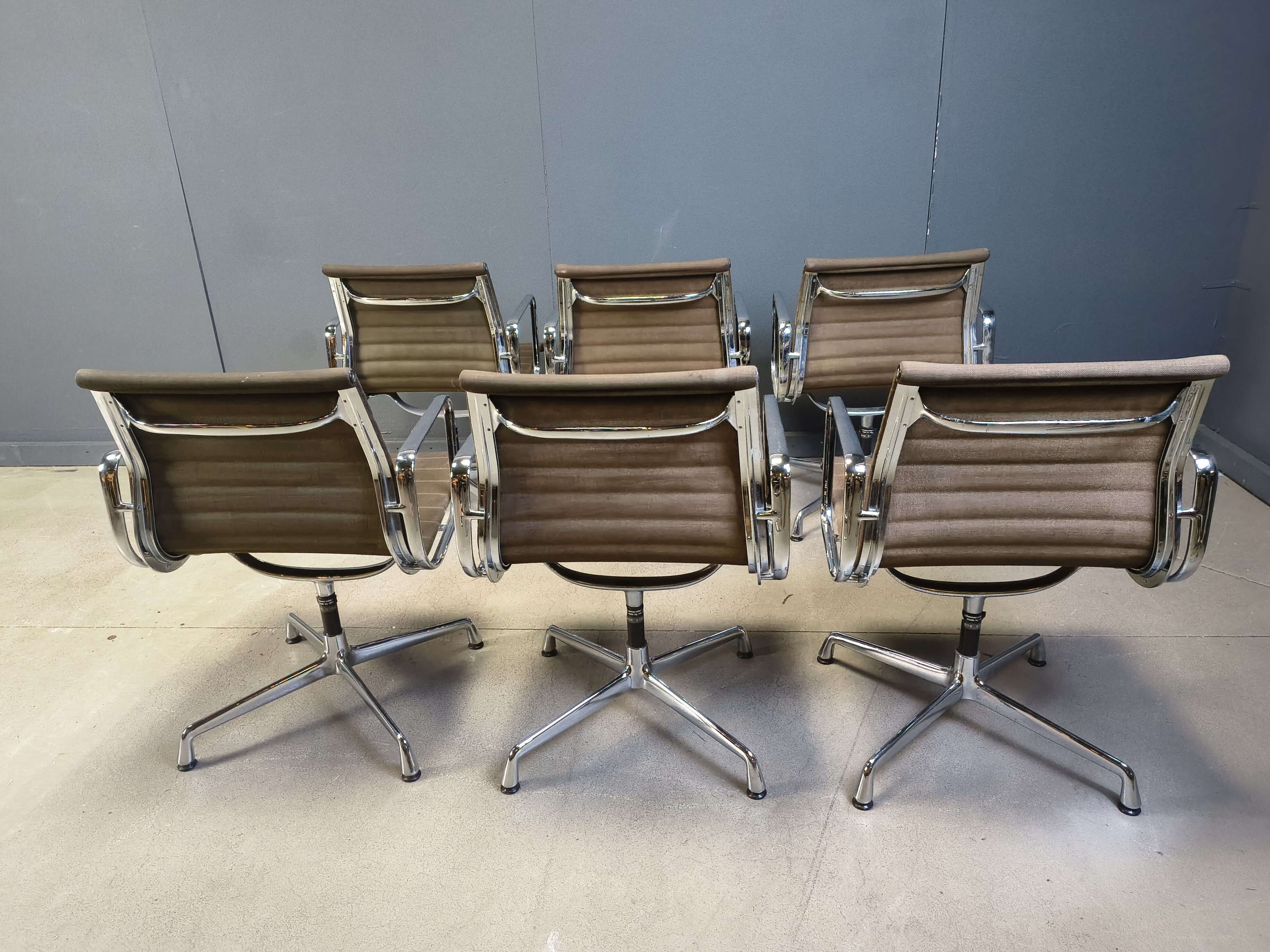 Pair of vintage Eames for Herman Miller EA108 alu range office/desk chairs, 1980