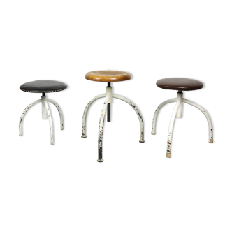 3 tabourets pivotants réglables de style industriel vintage