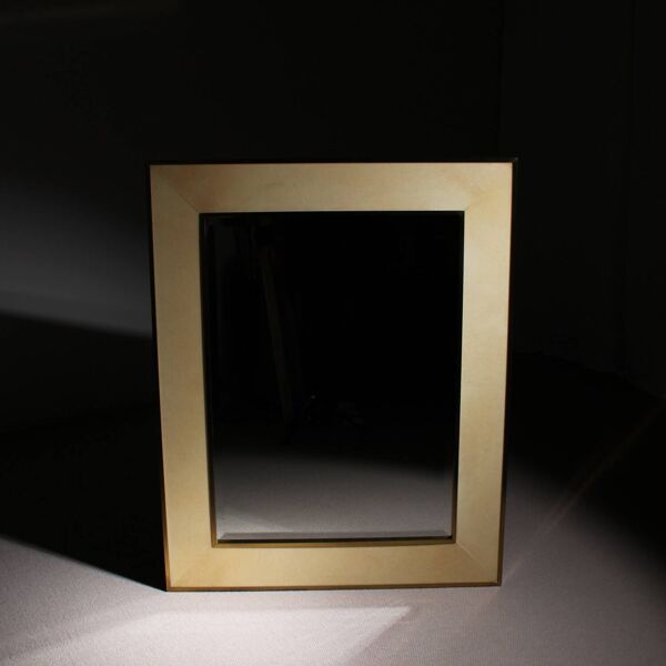Miroir en parchemin de chèvre laqué par Aldo Tura, Italie années 1970