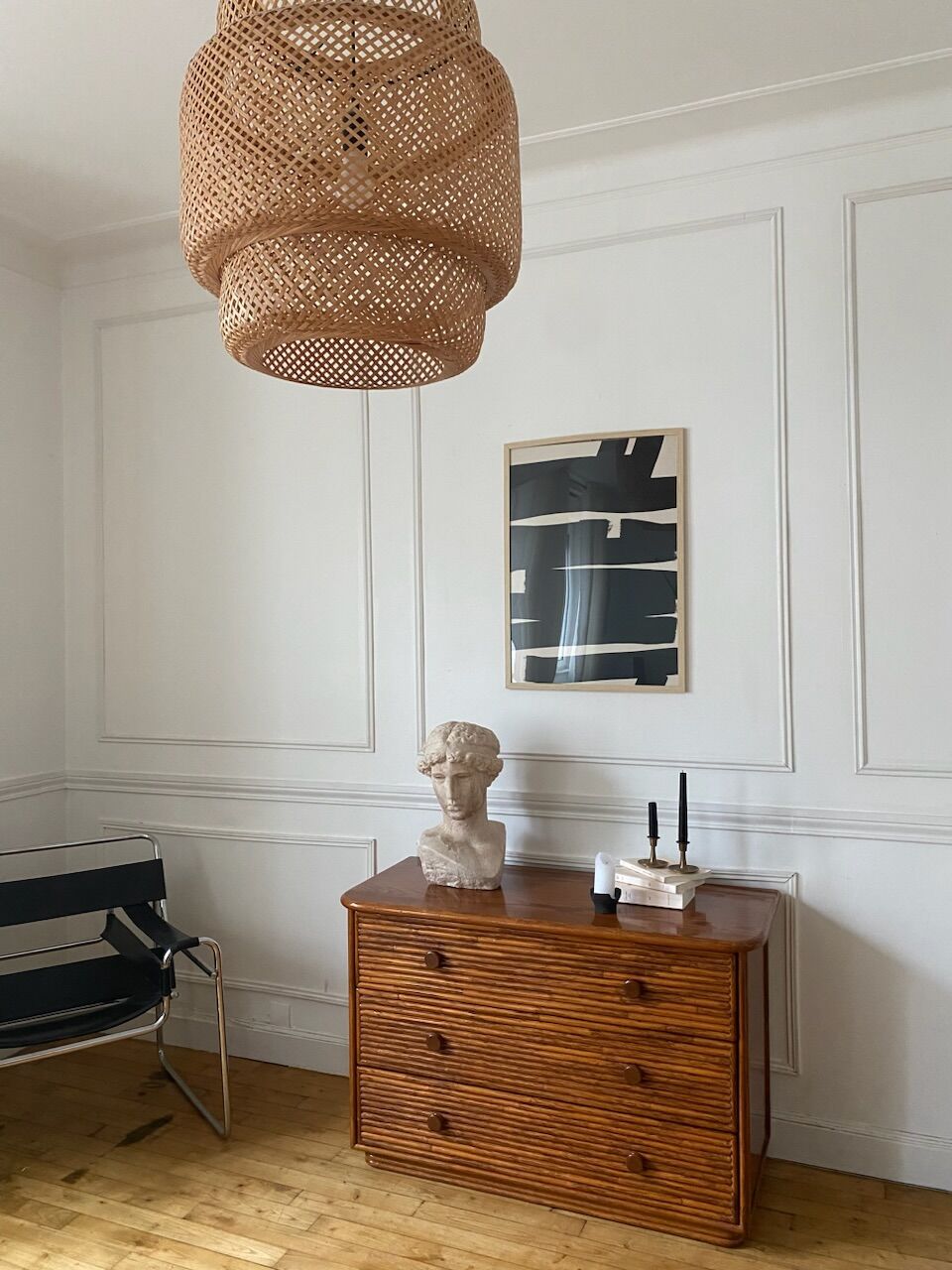 Commode en rotin vintage