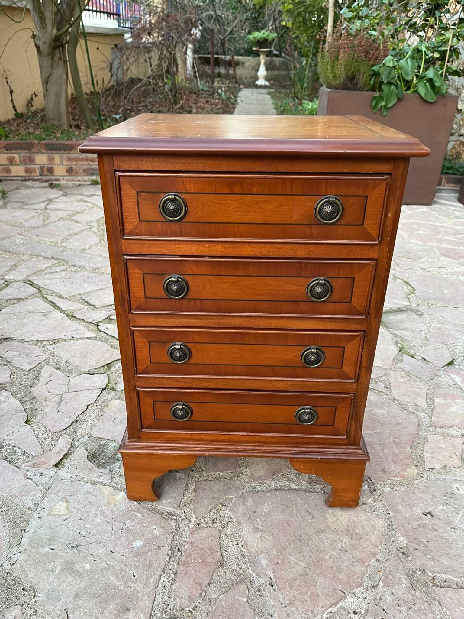 Petit chiffonnier 4 tiroirs