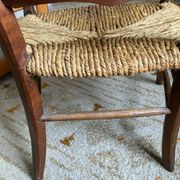 Fauteuil en paille art populaire