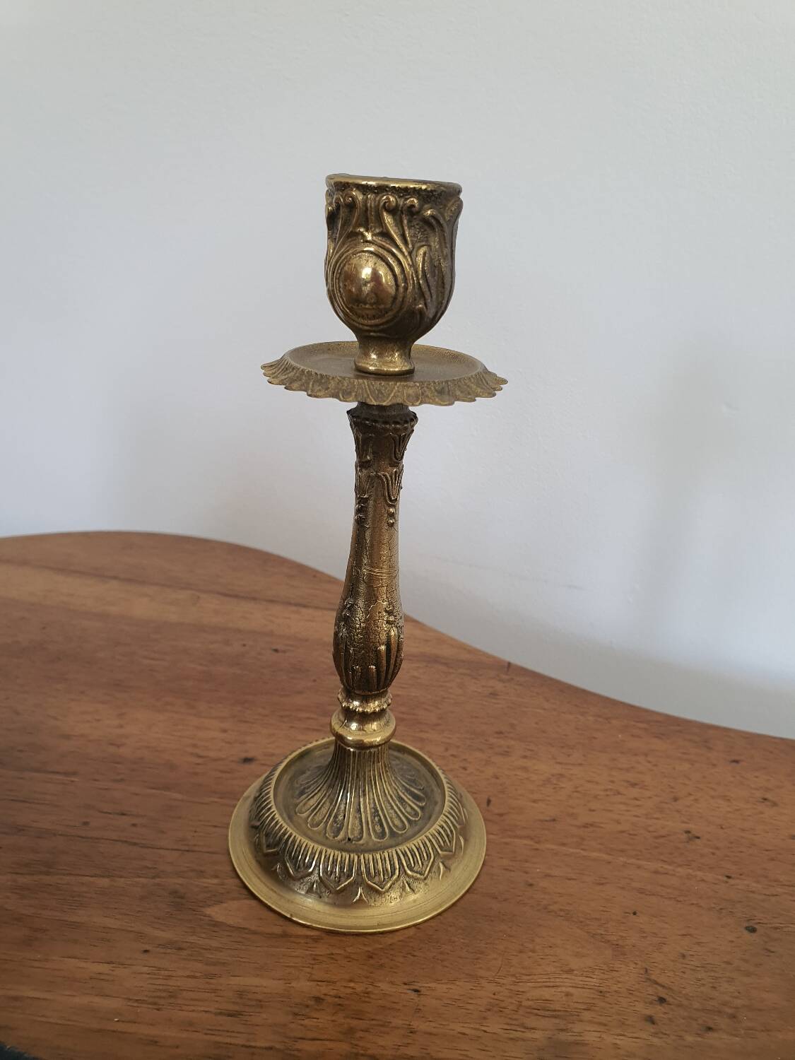Lamp base