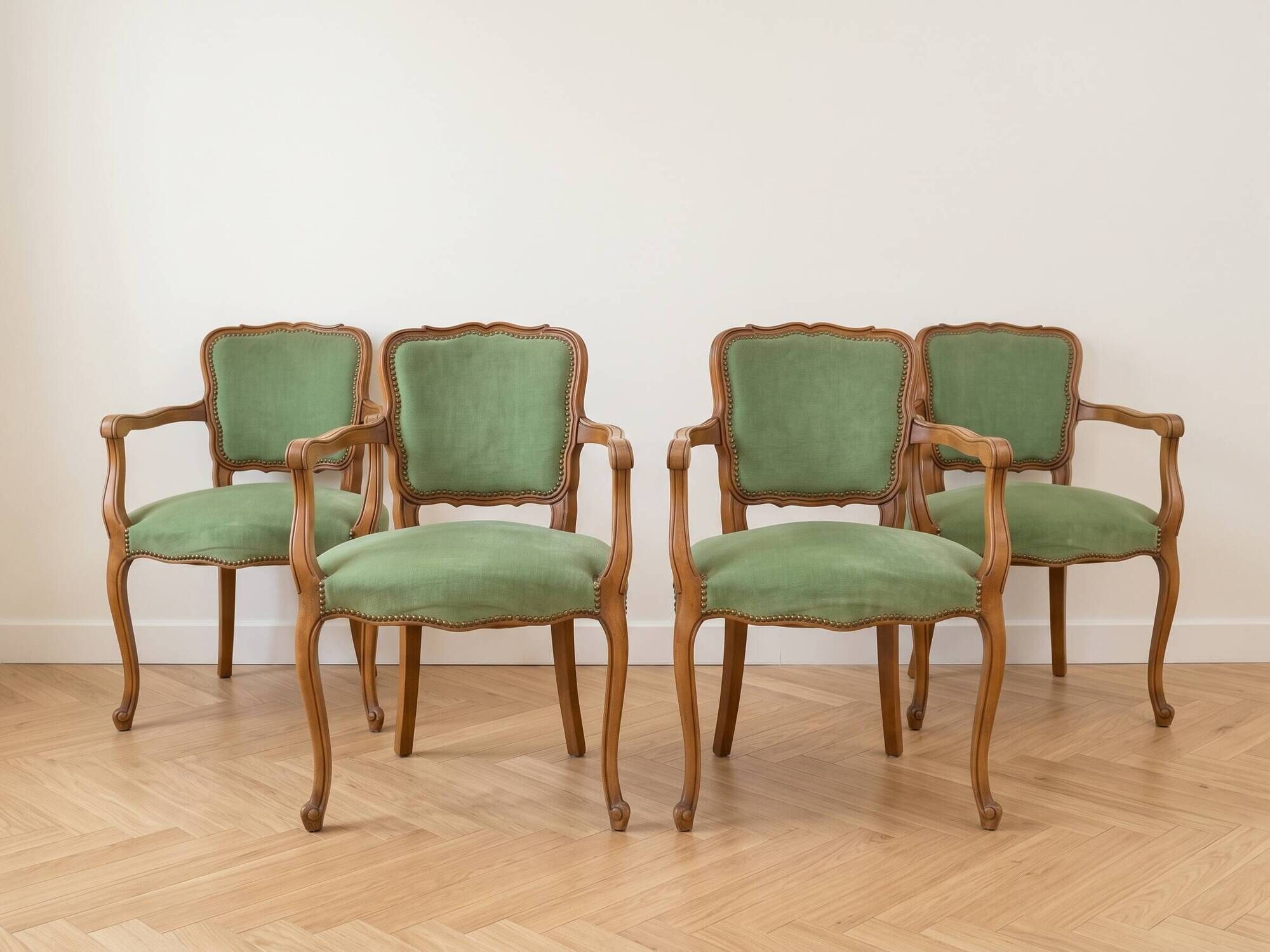 Set of 4 Louis XV style cabriolet armchairs in green fabric.