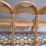Chaises pliantes bois verni estampillées otk n°23