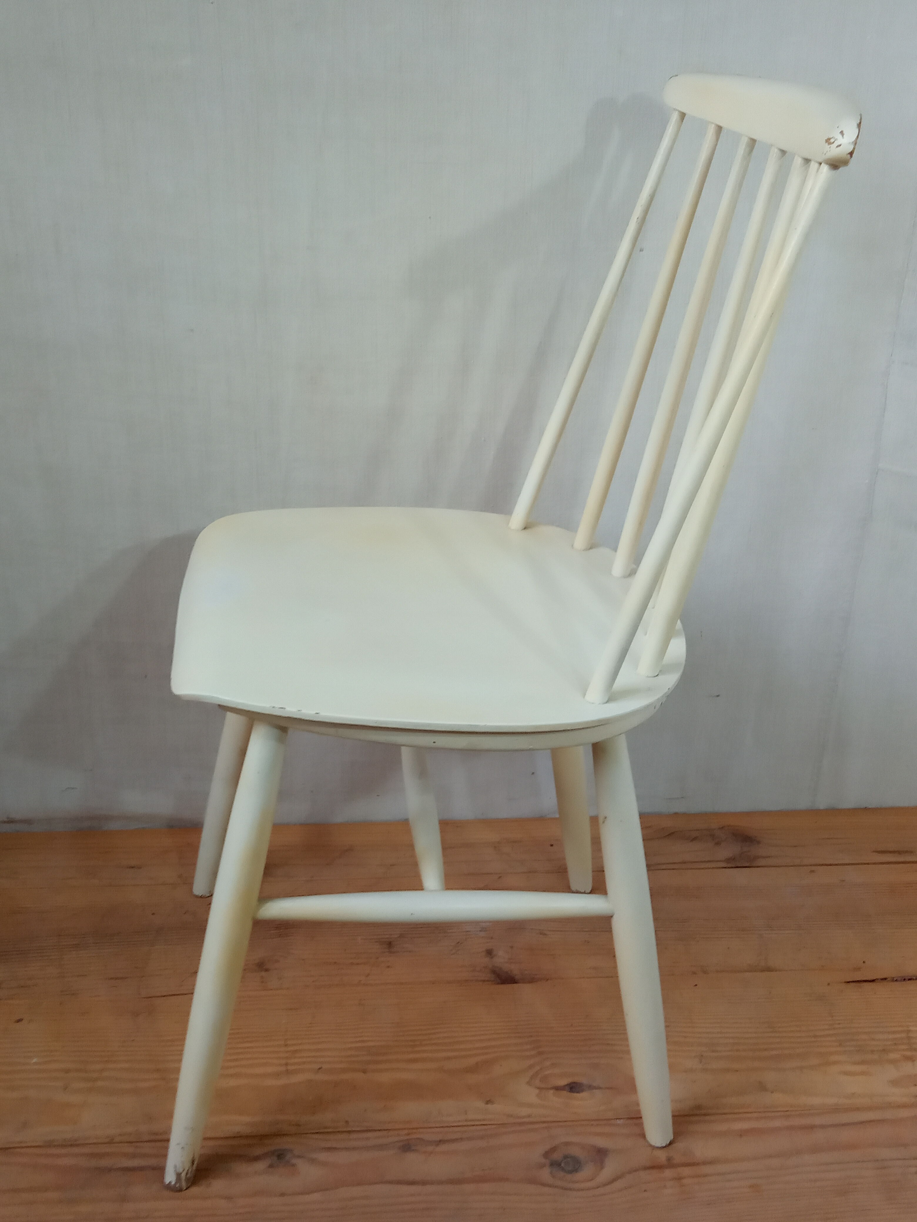 Fanett Chair by Ilmari Tapiovaara