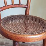 Chaise enfant en bois rond courbé cannée ancienne