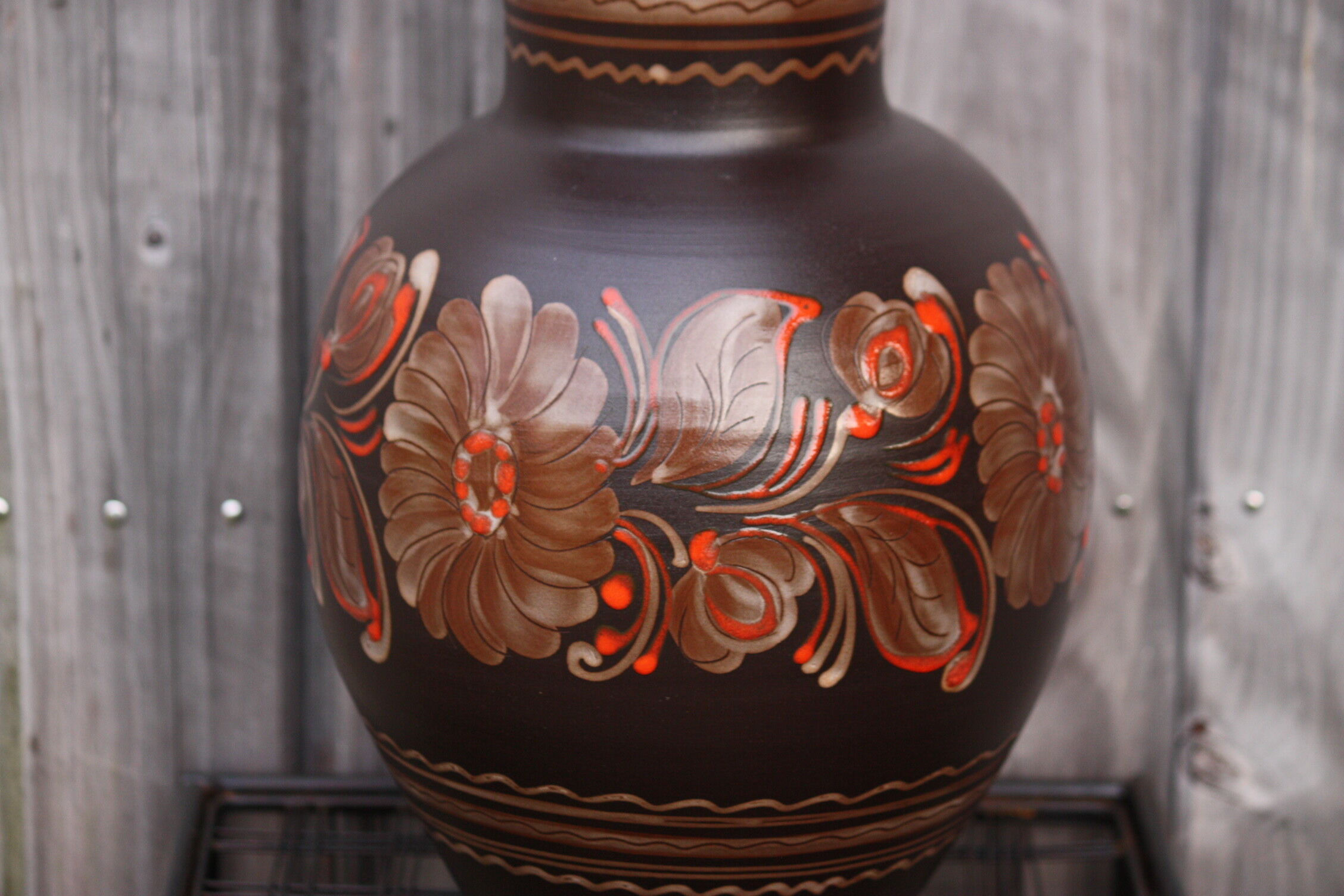 Hungarian vase MHV floral decoration