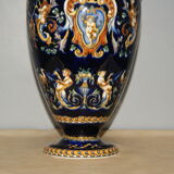 Baluster vase in Gien, renaissance decoration