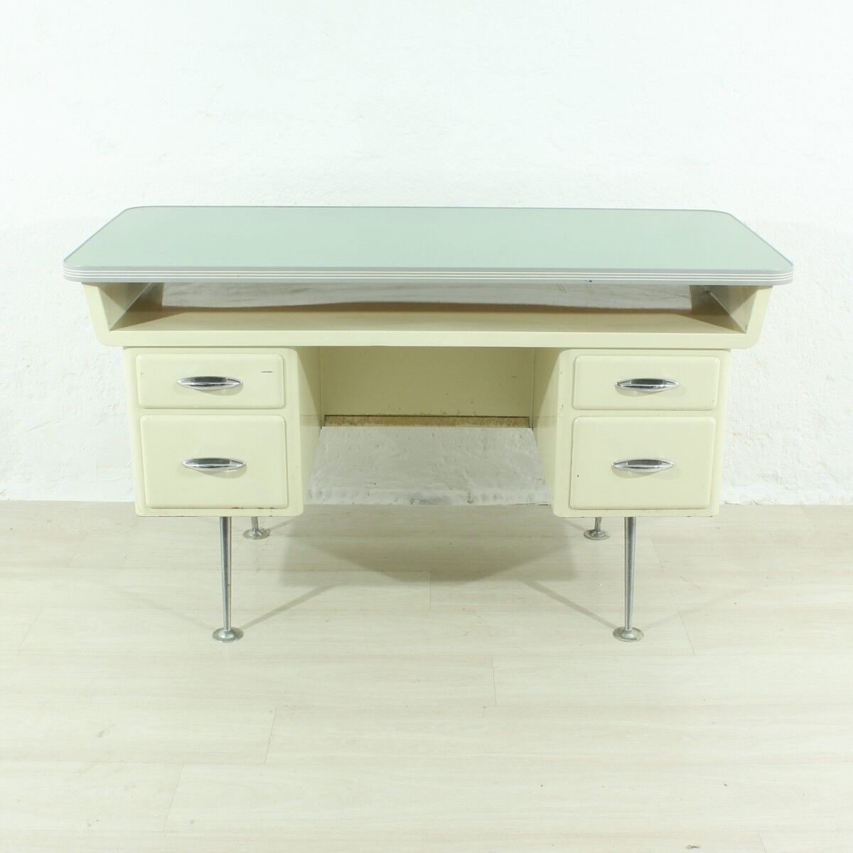 Bureau en métal du milieu du siècle des années 50